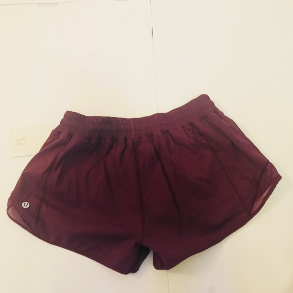 ‼️FINAL SALE Lululemon Athletica Shorts 2.5” - Picture 4 of 5